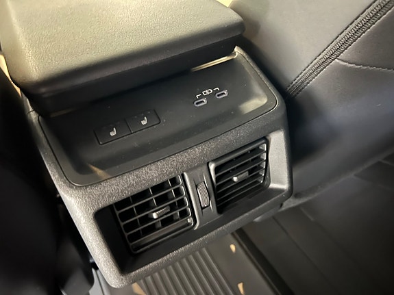 Subaru E-Outback 14 of 16