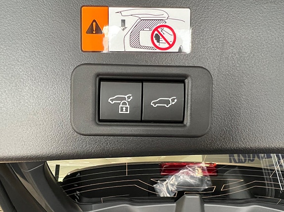 Subaru E-Outback 15 of 16