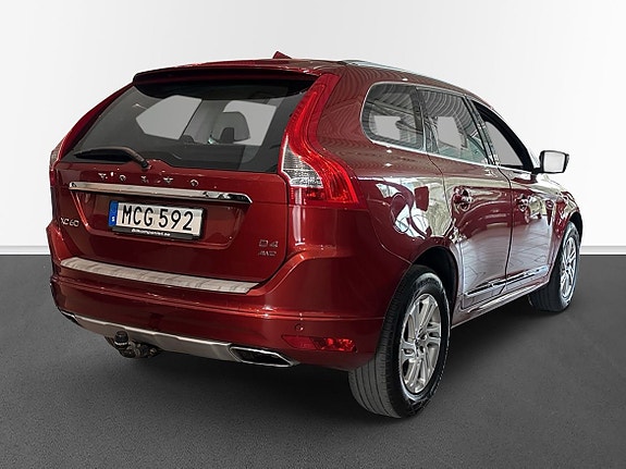 Volvo XC60 4 of 5