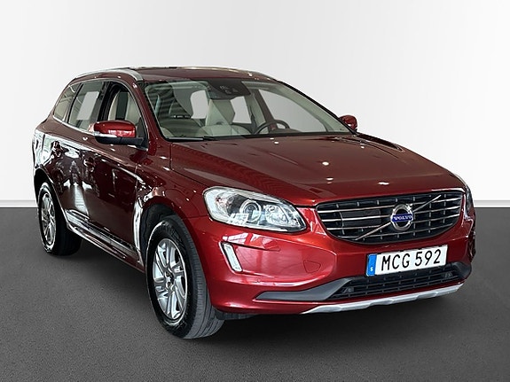 Volvo XC60 3 of 5