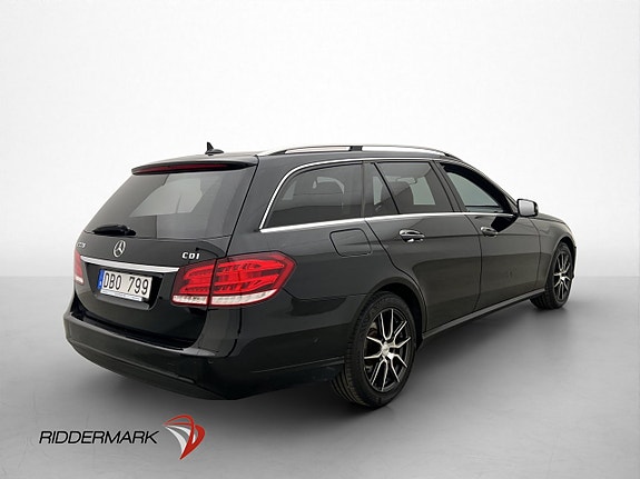 Mercedes-Benz E200 4 of 5