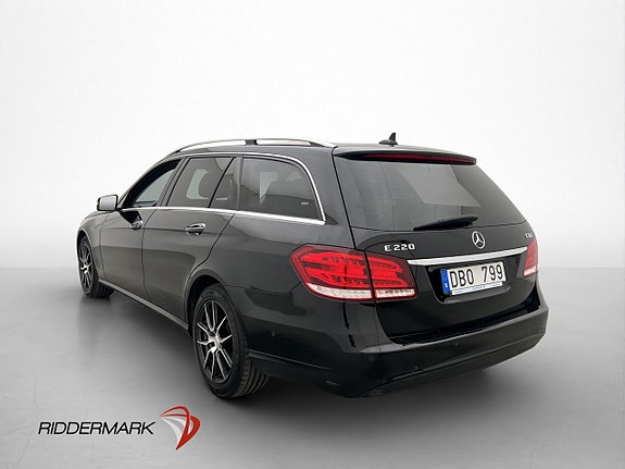 Mercedes-Benz E200 2 of 5