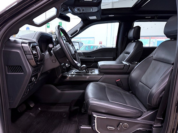 Ford F-150 3 of 5