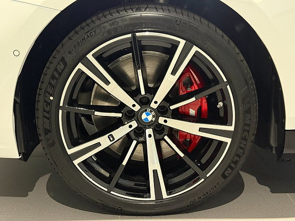 BMW i5 5 of 5