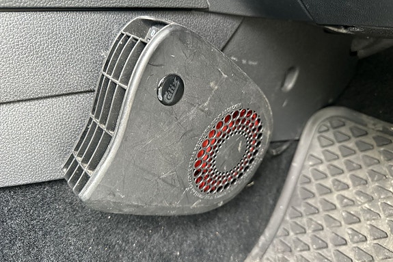 Volkswagen Golf I 19 of 21