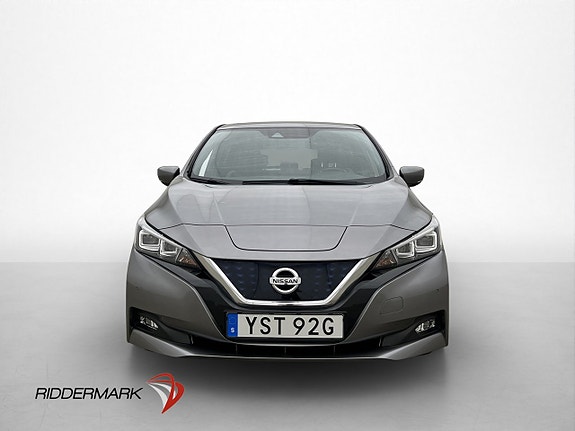 Nissan Leaf 3 of 5