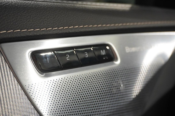 Volvo XC90 14 of 20