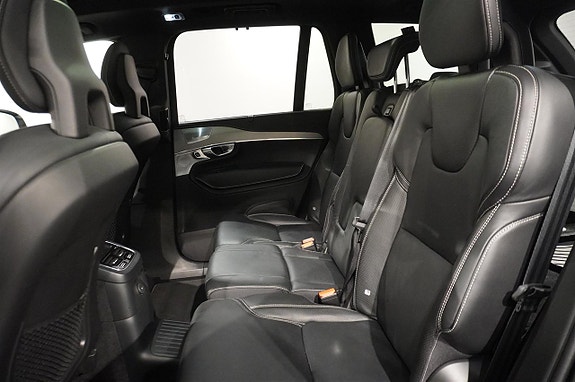 Volvo XC90 9 of 20