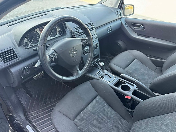 Mercedes-Benz A160 11 of 19
