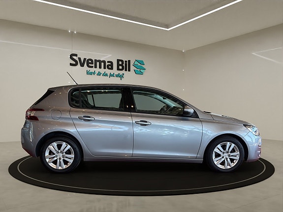 Peugeot 308 4 of 5