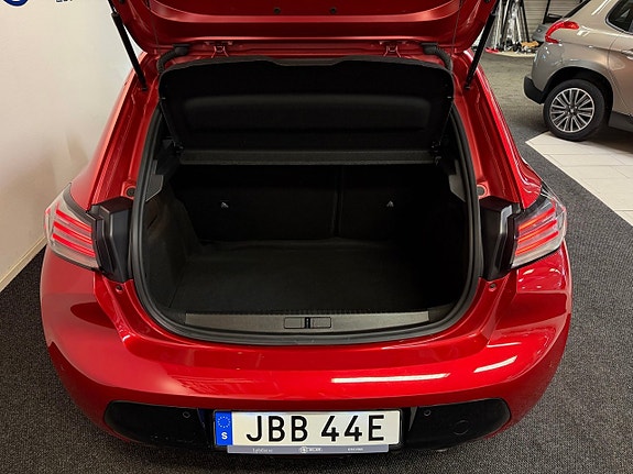 Peugeot 208 19 of 19