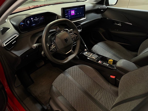 Peugeot 208 7 of 19