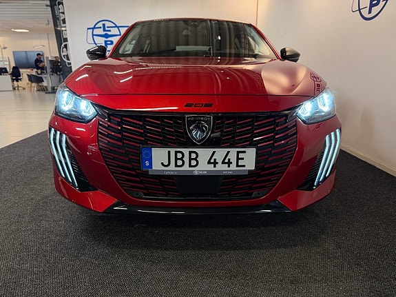 Peugeot 208 6 of 19