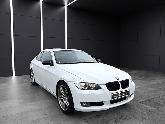 BMW 330Xi 7 of 19
