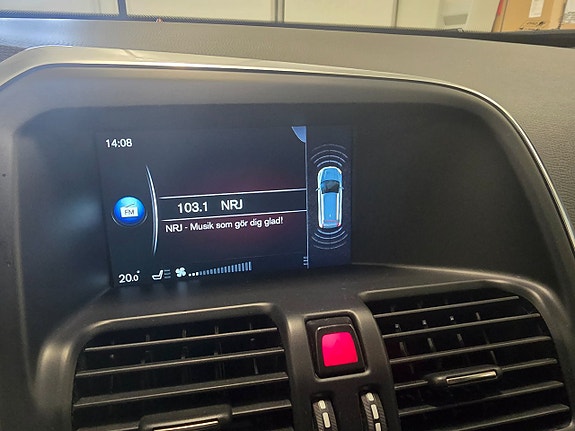 Volvo XC60 18 of 26
