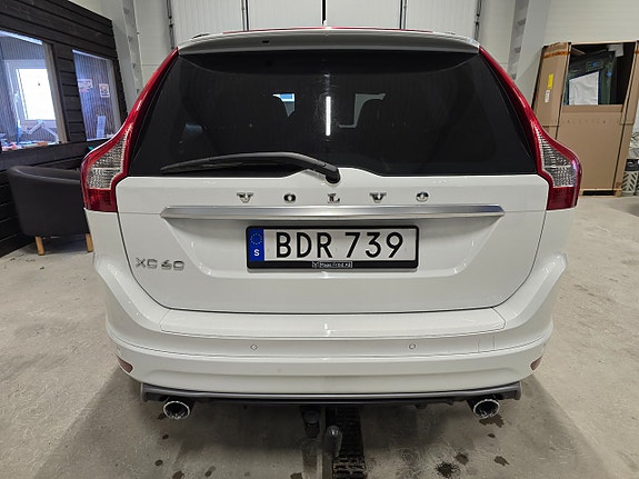 Volvo XC60 7 of 26