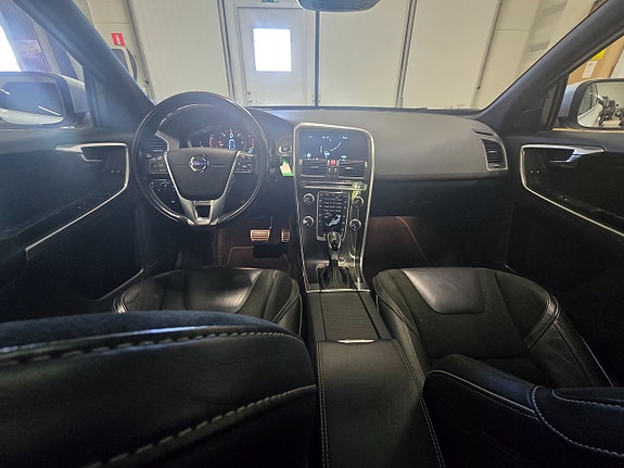Volvo XC60 23 of 26
