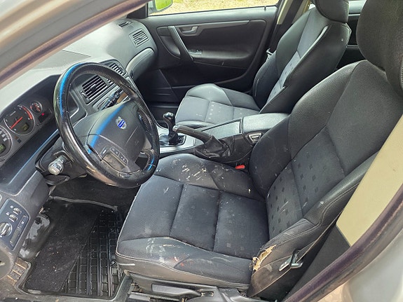 Volvo V70 10 of 11
