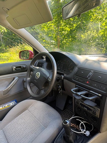 Volkswagen Golf IV 4 of 5
