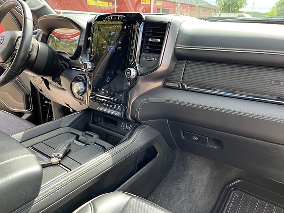 Dodge RAM 13 of 13