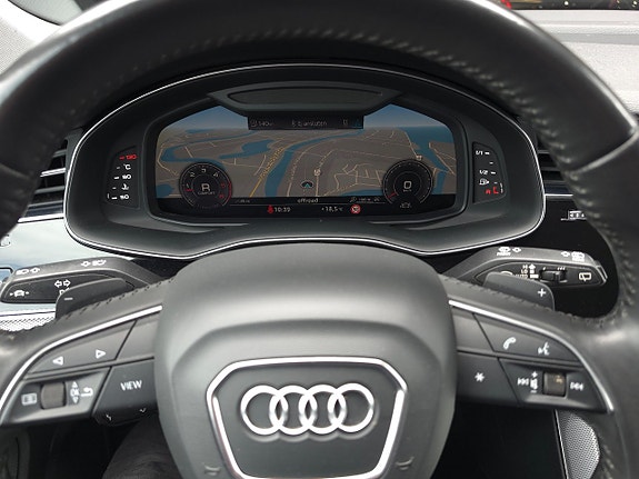 Audi Q7 10 of 16