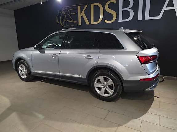 Audi Q7 6 of 16