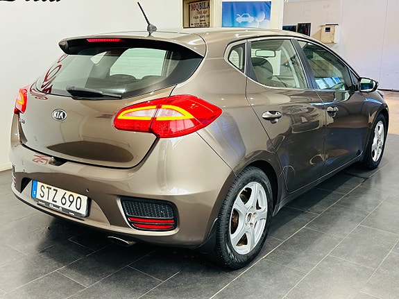 Kia Ceed 7 of 18