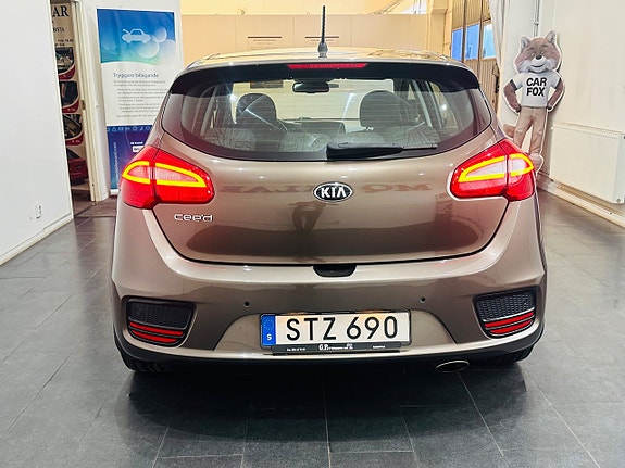Kia Ceed 8 of 18