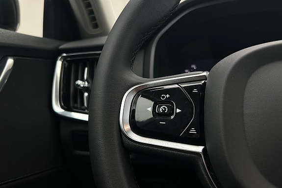 Volvo V90 23 of 25