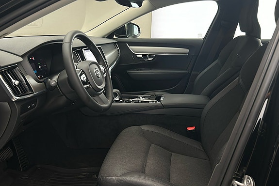Volvo V90 10 of 25