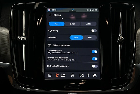 Volvo V90 22 of 25