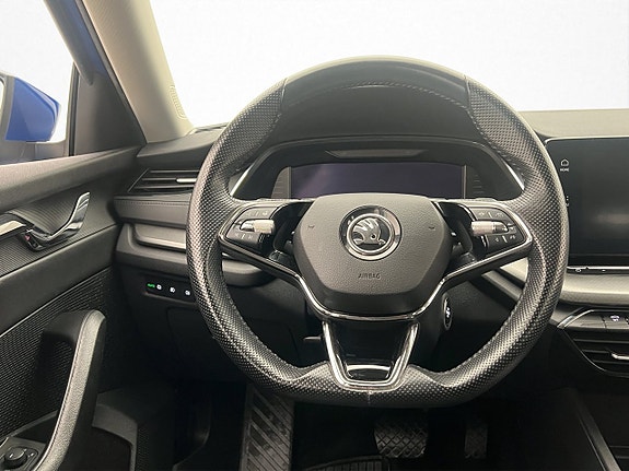 Skoda Octavia 12 of 30