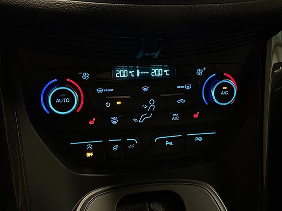 Ford Kuga 22 of 23