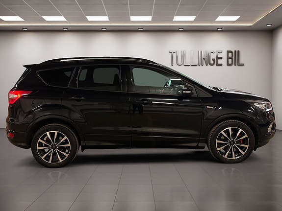 Ford Kuga 6 of 23