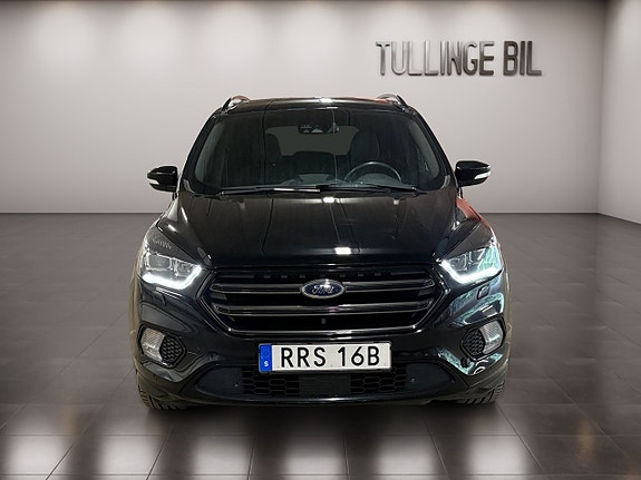 Ford Kuga 8 of 23