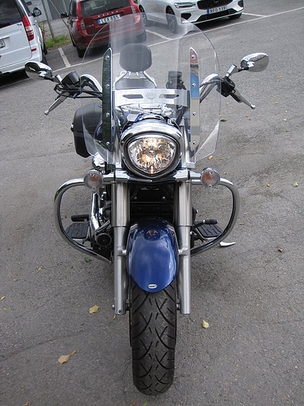 Yamaha XVS1300 Midnight Star 7 of 8