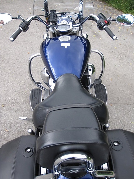 Yamaha XVS1300 Midnight Star 5 of 8