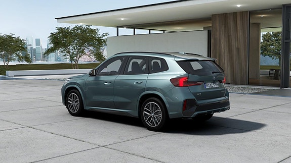 BMW X1 2 of 5