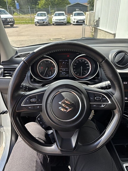 Suzuki Swift 7 of 18
