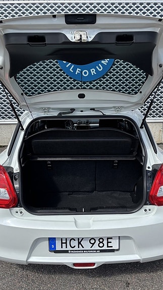 Suzuki Swift 18 of 18