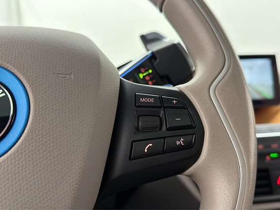 BMW i3s 21 of 27