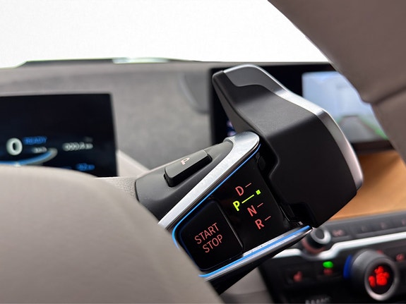 BMW i3s 23 of 27