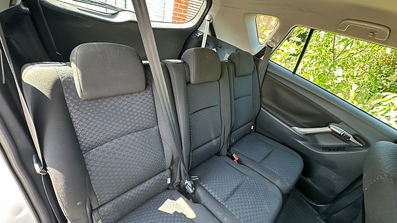 Toyota Verso 10 of 12