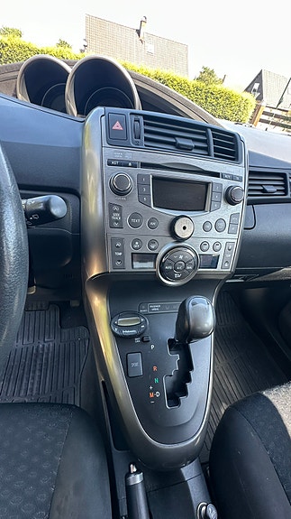 Toyota Verso 7 of 12