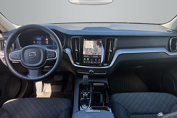 Volvo V60 12 of 18