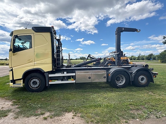 Lastväxlarbil  VOLVO FH 6x2 2 of 5