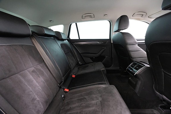 Skoda Superb 16 of 26