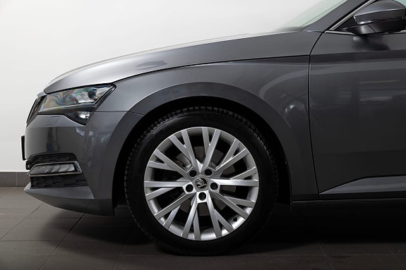 Skoda Superb 4 of 26