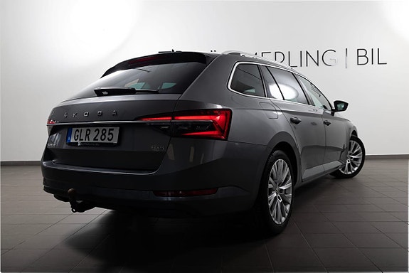 Skoda Superb 13 of 26