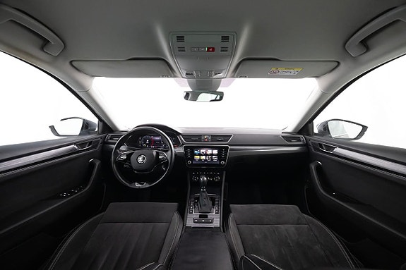 Skoda Superb 14 of 26